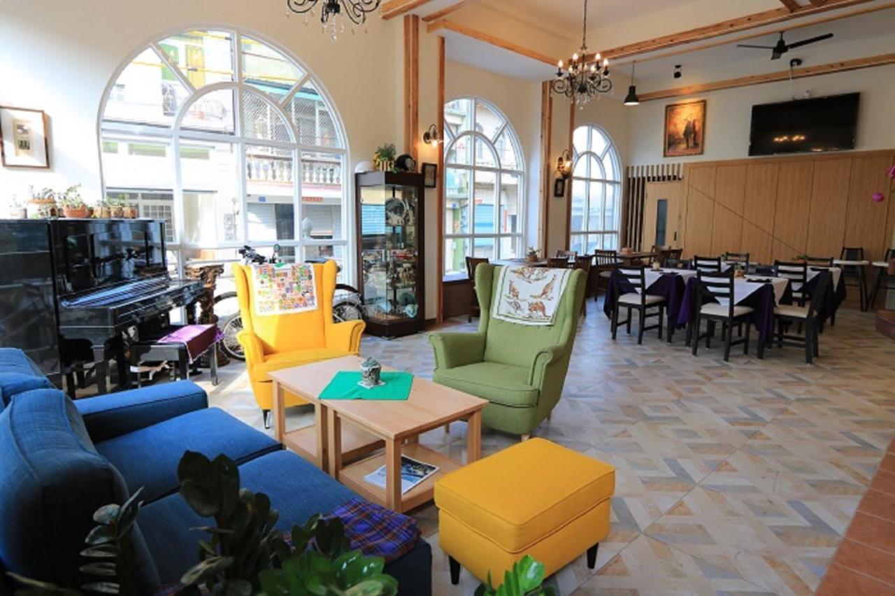La Fleur Bnb & Restaurant Hengchun South Gate Exterior photo